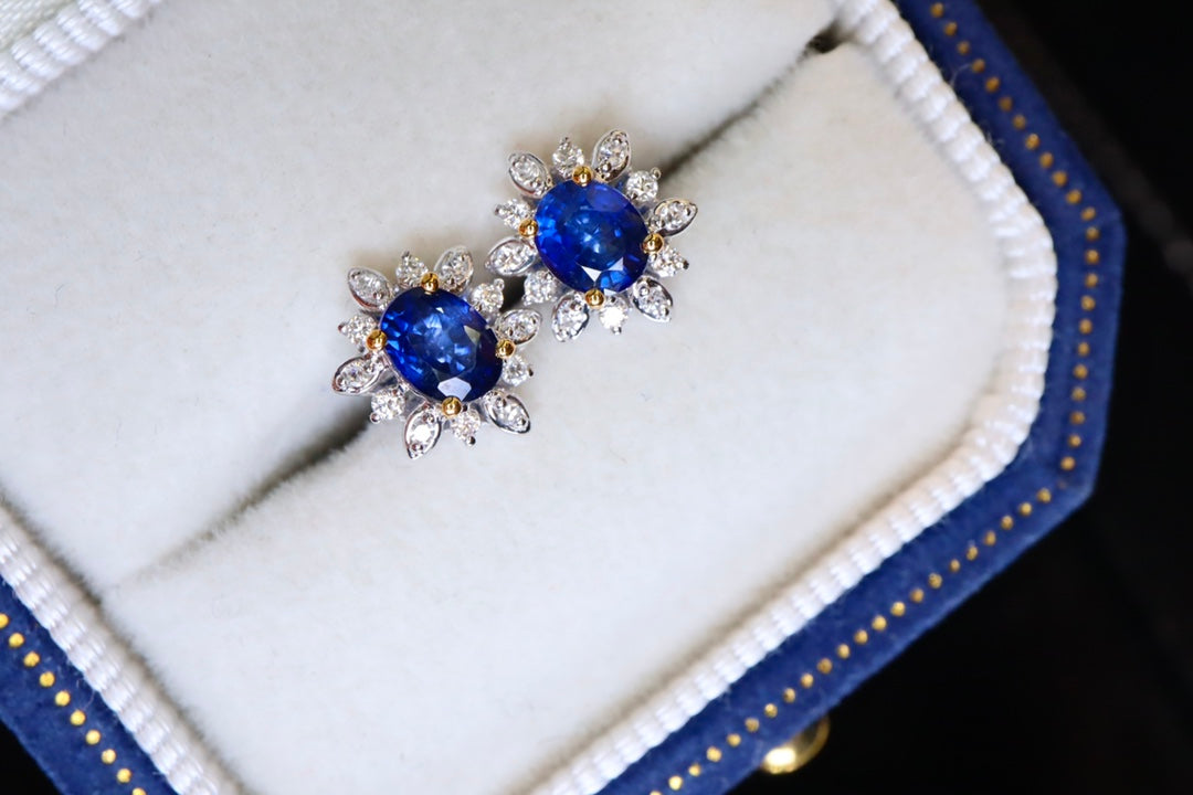 Anting-anting Nilam Biru Diraja yang Indah - Barang Kemas Mesti Ada