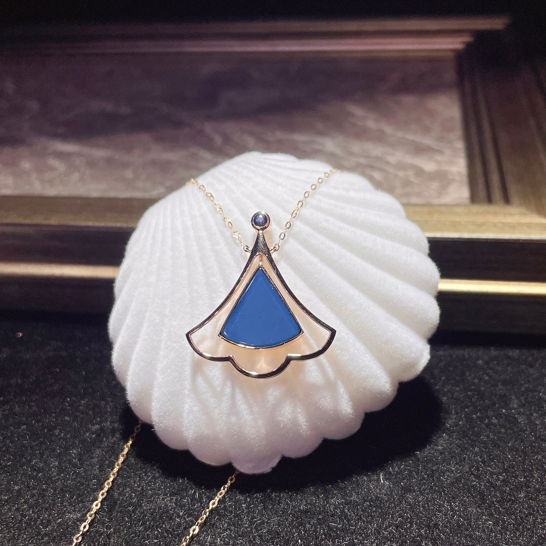 Eksklusif Barang Kemas: Loket Amber Biru Dominican Terbenam Emas 18K