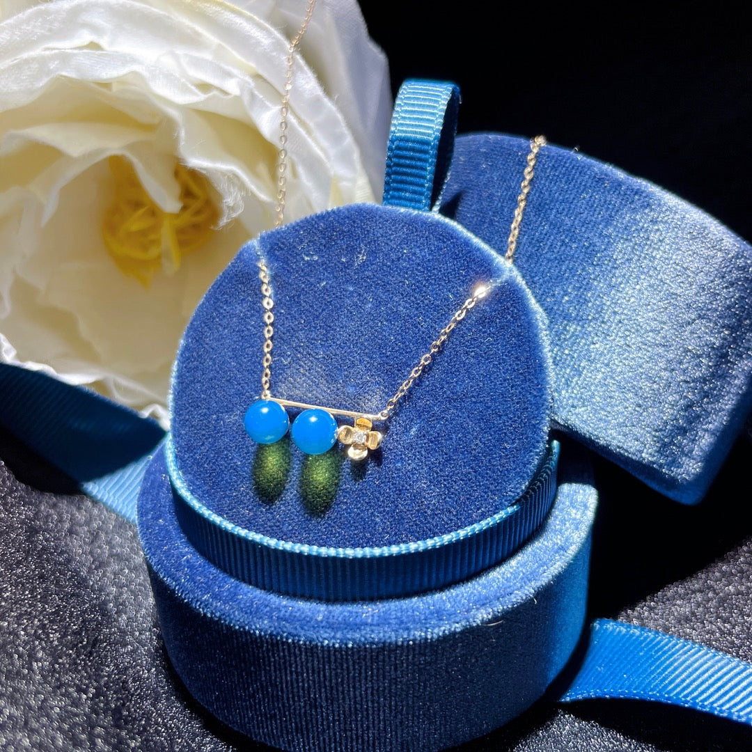 قلادة رائعة من الذهب الدومينيكاني من الكهرمان الأزرق عيار 18 قيراط - مجوهرات لأيام نابضة بالحياة