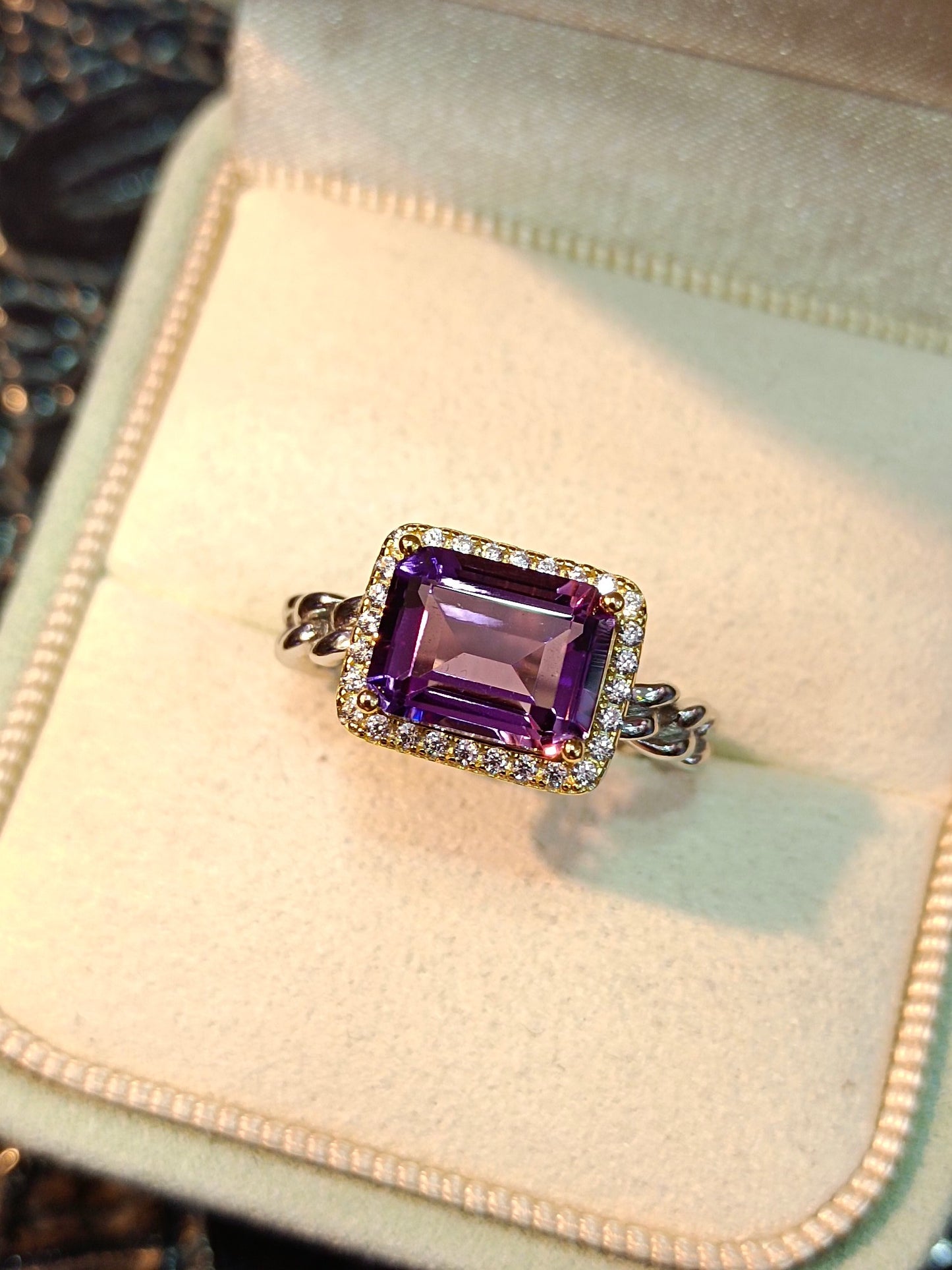 Elegante anello in argento sterling S925 con ametista viola - Gioielli per lei