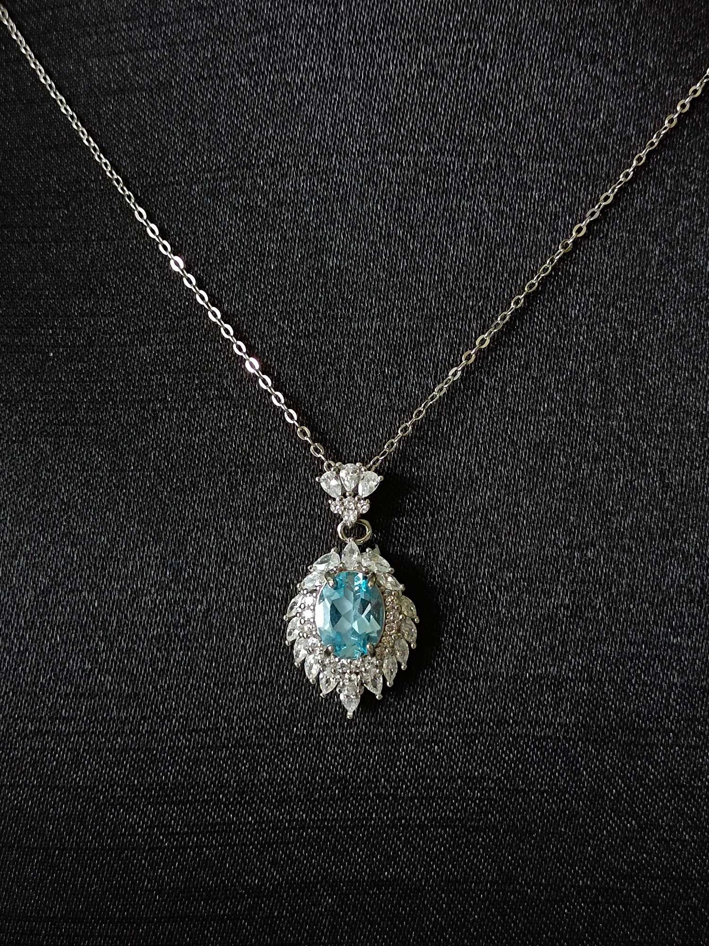 Naturlig Topaz-anheng - Elegante og subtile smykker for hverdagsbruk