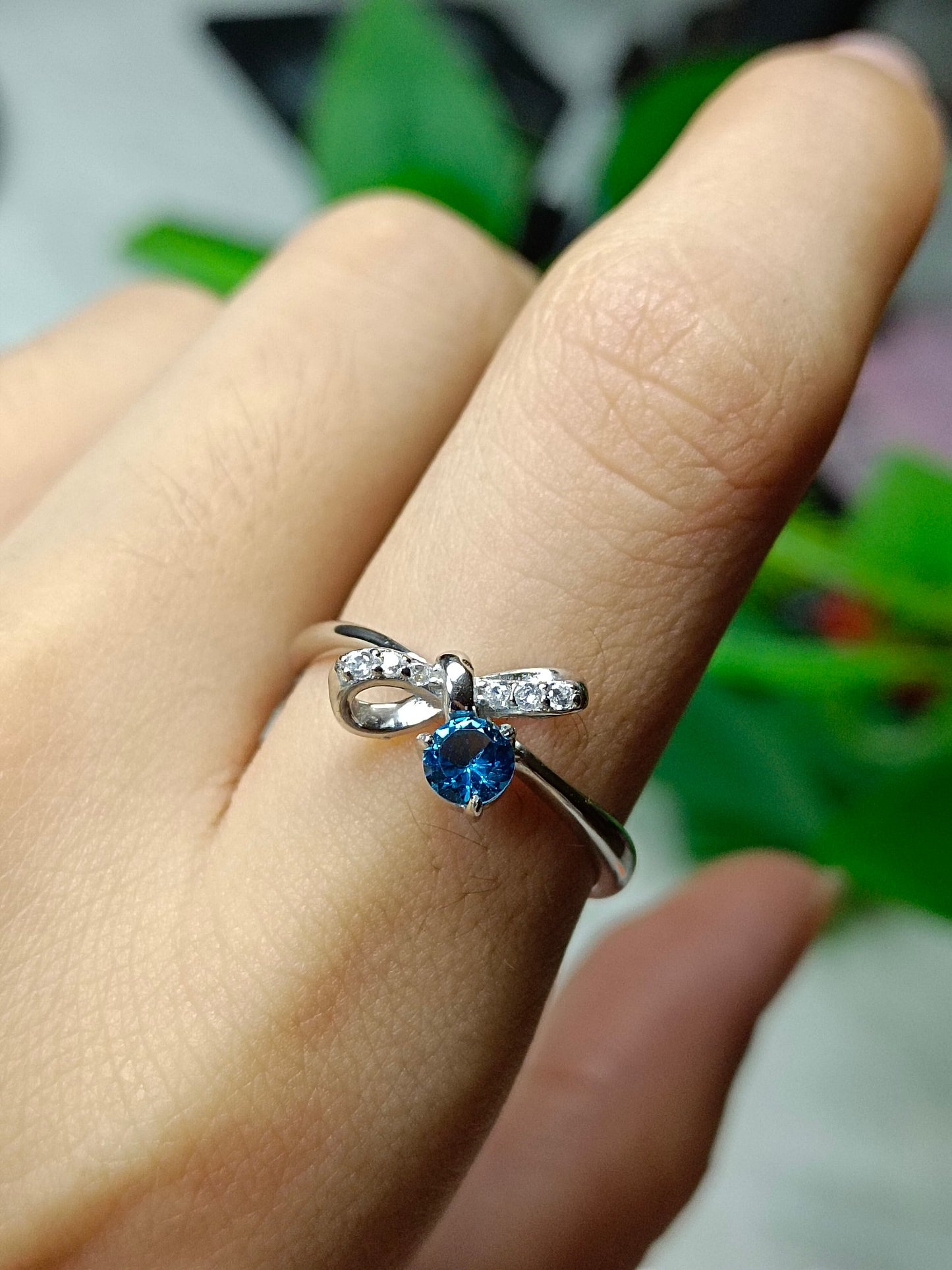 Bague Topaze Bleue Naturelle de Londres - Bijoux de Danse des Papillons Élégante