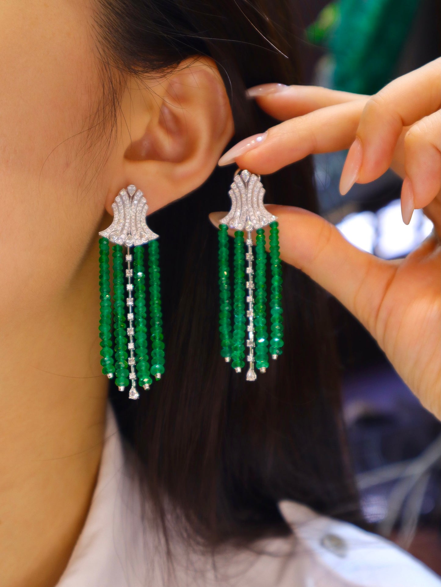 Emerald Green Jewelry Marvel: Nysläppta örhängen