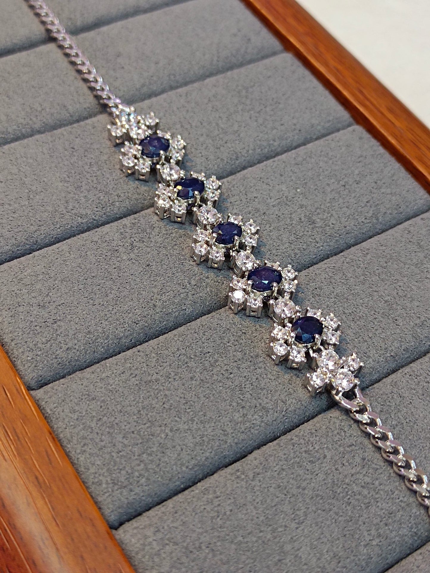 Bracelet de bijoux en saphir argenté S925 exquis