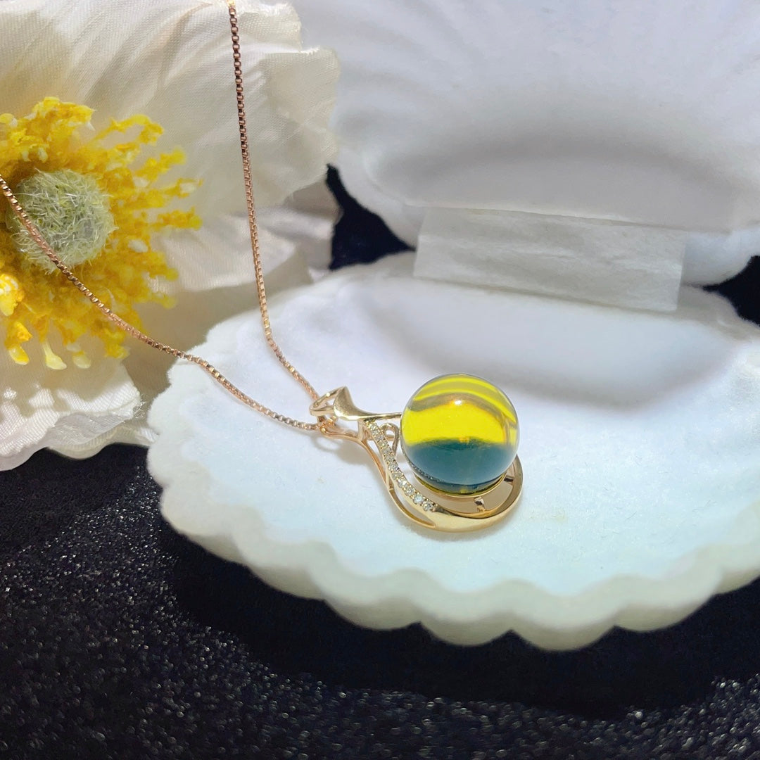 قلادة من الذهب عيار 18 قيراطًا مصنوعة من الكهرمان الأزرق الدومينيكاني - مجوهرات أنيقة