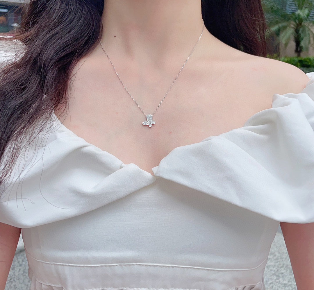 9K Cultured Diamond Irregular Butterfly Pendant Jewelry