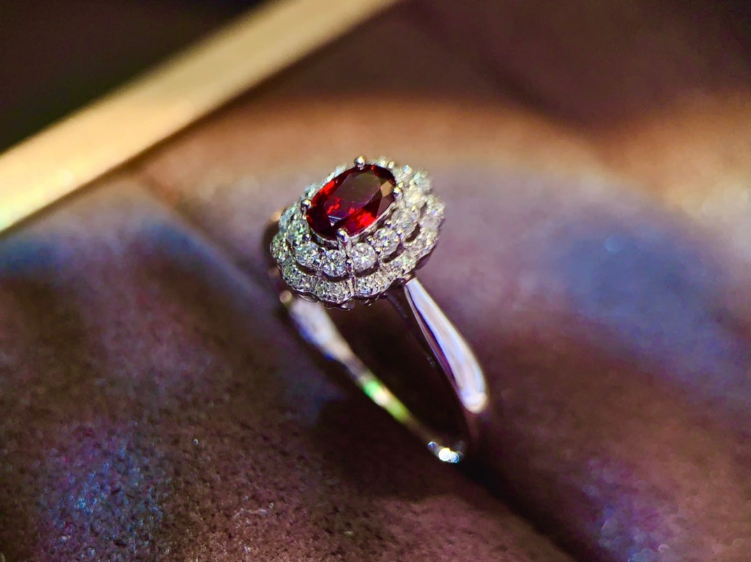 Elegant Pigeon Blood Ruby Ring - High-Quality Jewelry