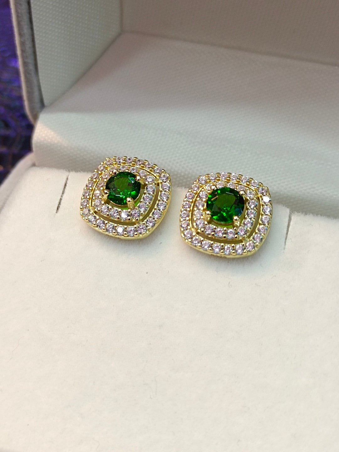 Luxurious Natural Diopside Earrings in Vintage Gilded Style - Jewelry for Grace and Happiness