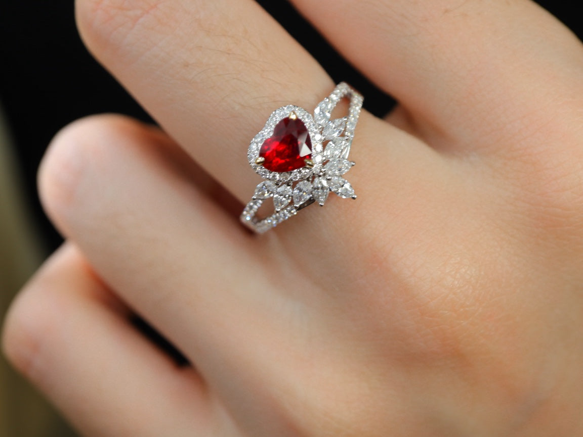 Cincin Delima Darah Merpati yang Tidak Dipanaskan - Batu Permata Perhiasan Potongan berbentuk hati