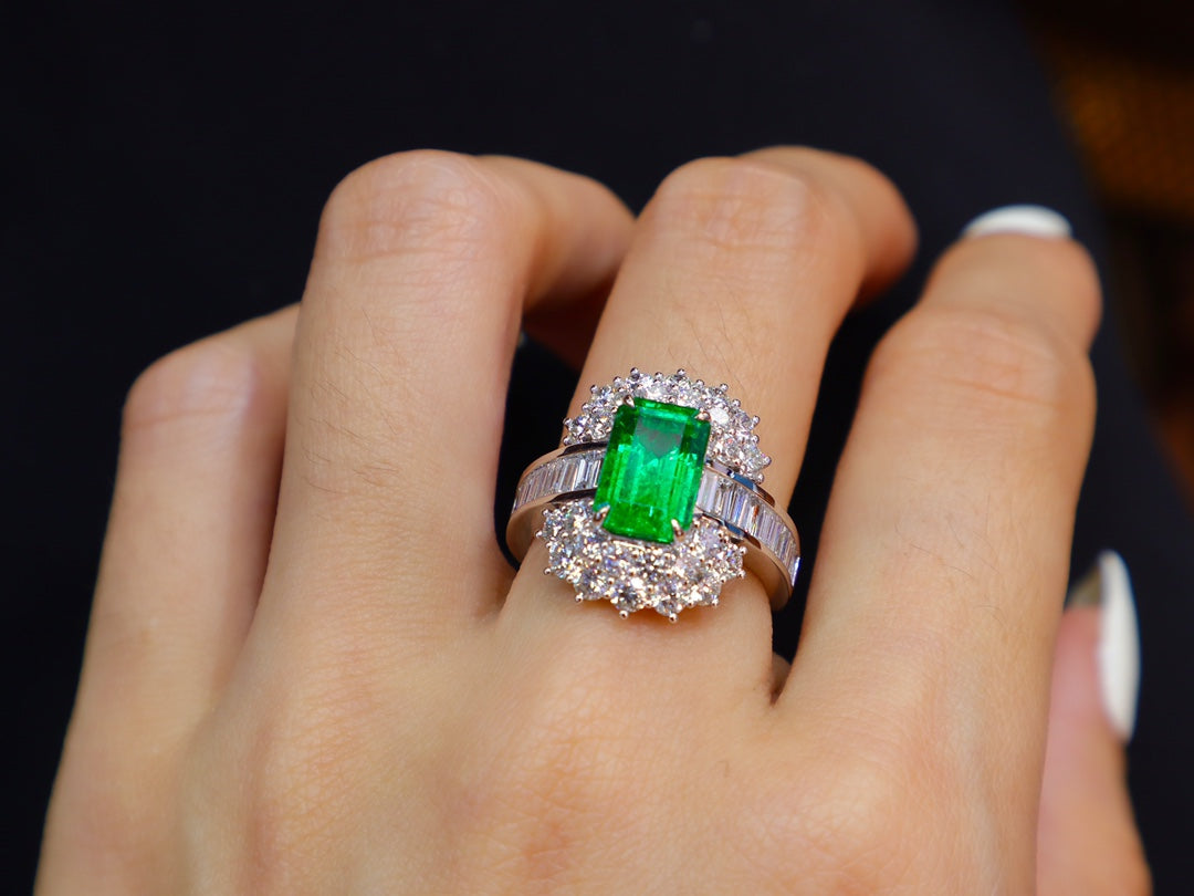 Anello con smeraldo - Gioiello di alta qualità con certificato GIA