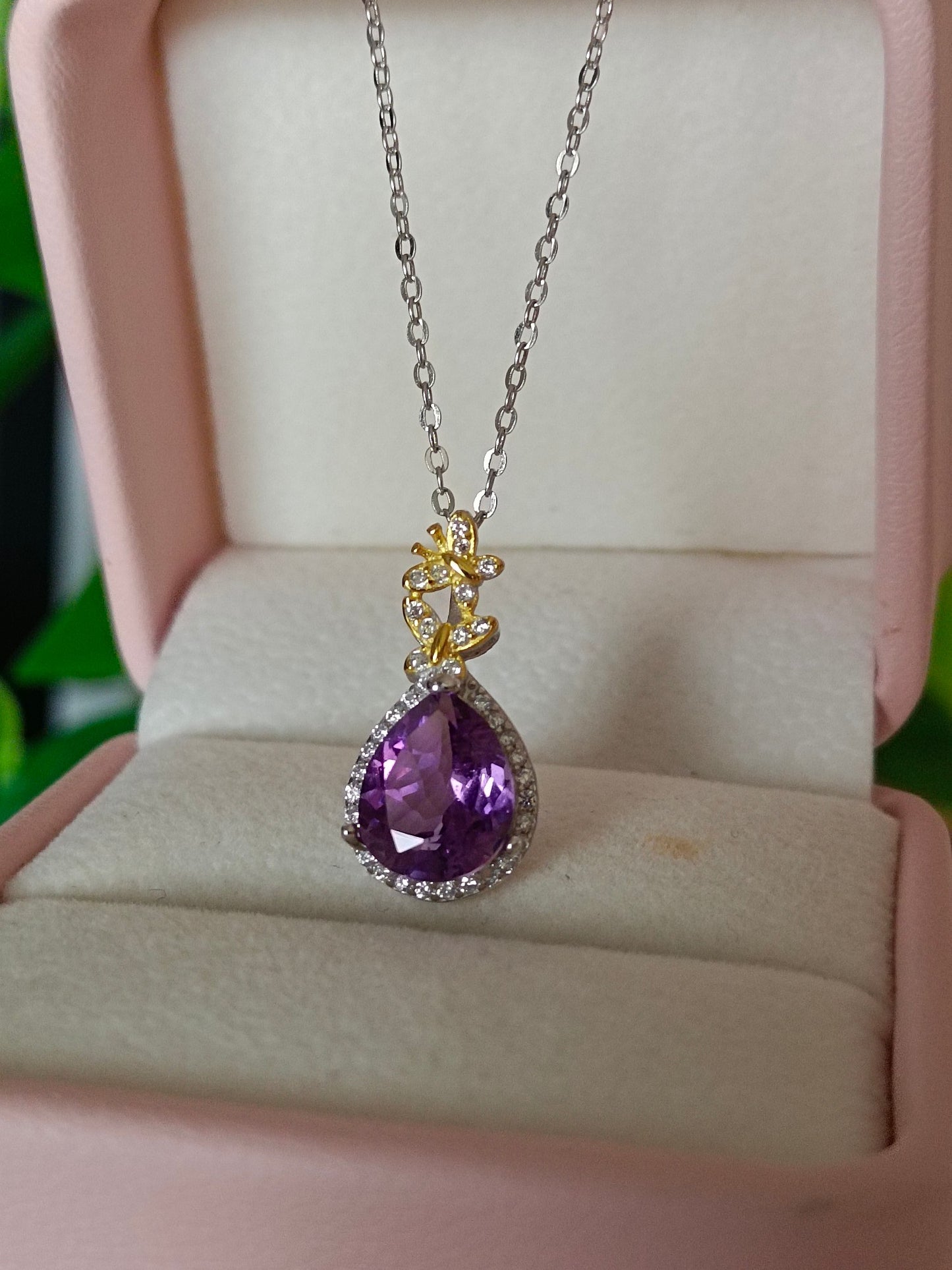 Naturlig Ametyst Drop Pendant - Elegante smykker for Graceful You