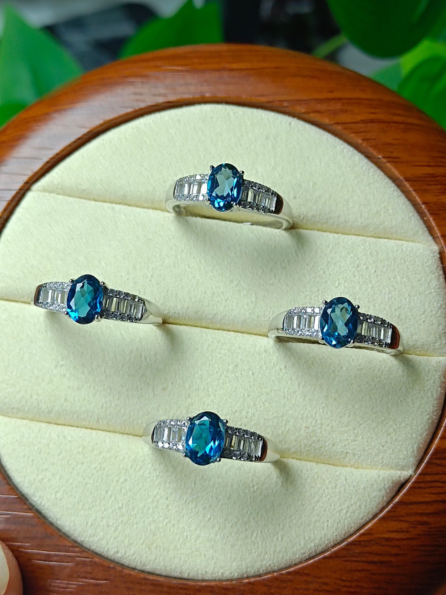 Mystic London Blue Topaz Ring - Et fascinerende smykke