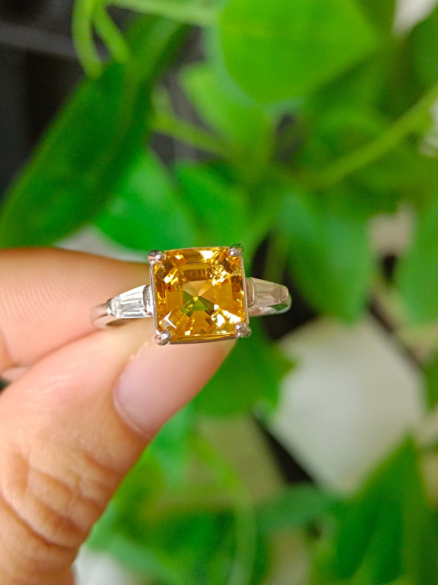 Squisito anello quadrato con citrino giallo naturale - Gioielleria raffinata