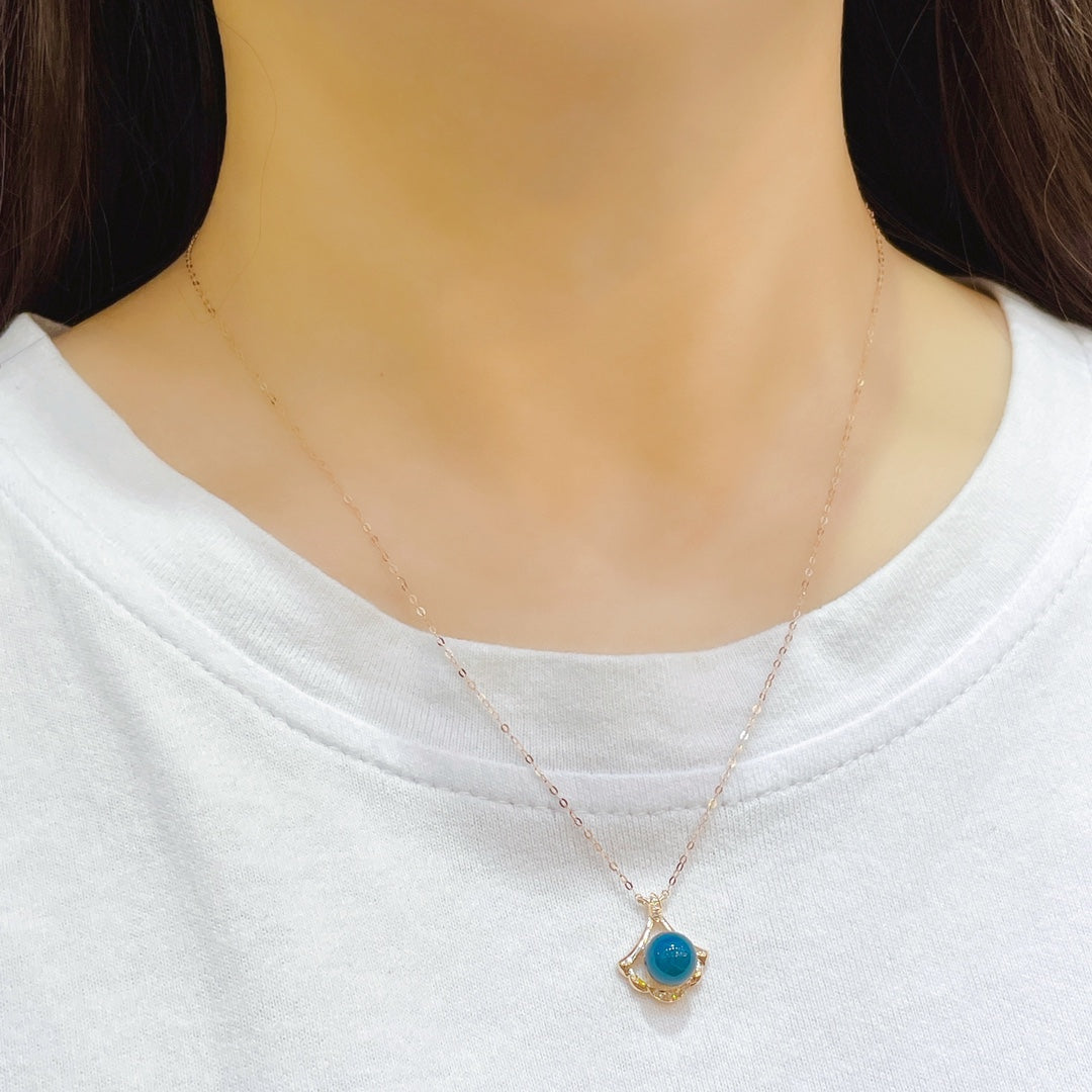وصول جديد: قلادة من الكهرمان الأزرق الدومينيكي المضمنة بالذهب عيار 18 قيراط - مجوهرات رائعة