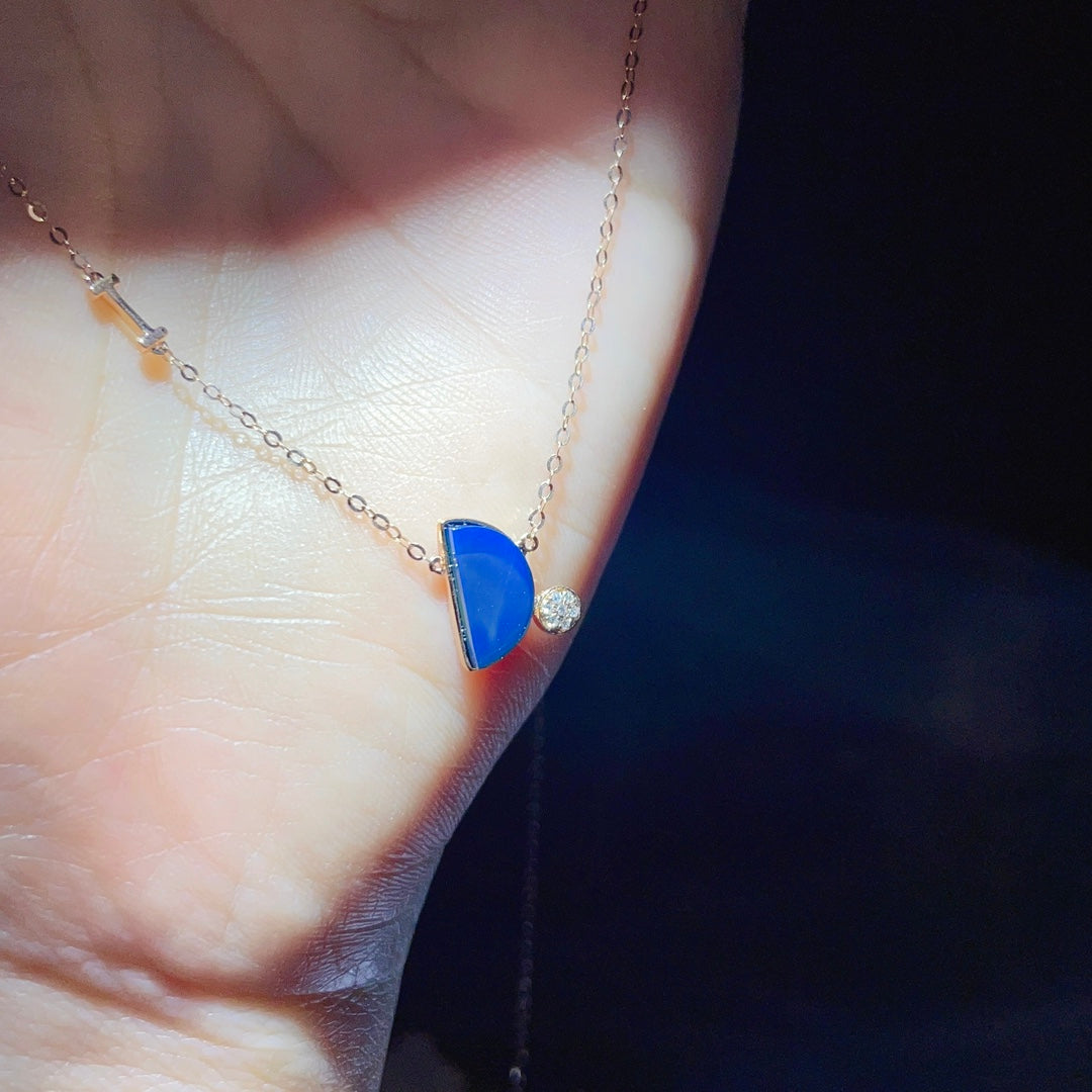 Exquis pendentif en ambre bleu dominicain intégré en or 18 carats - Bijoux uniques