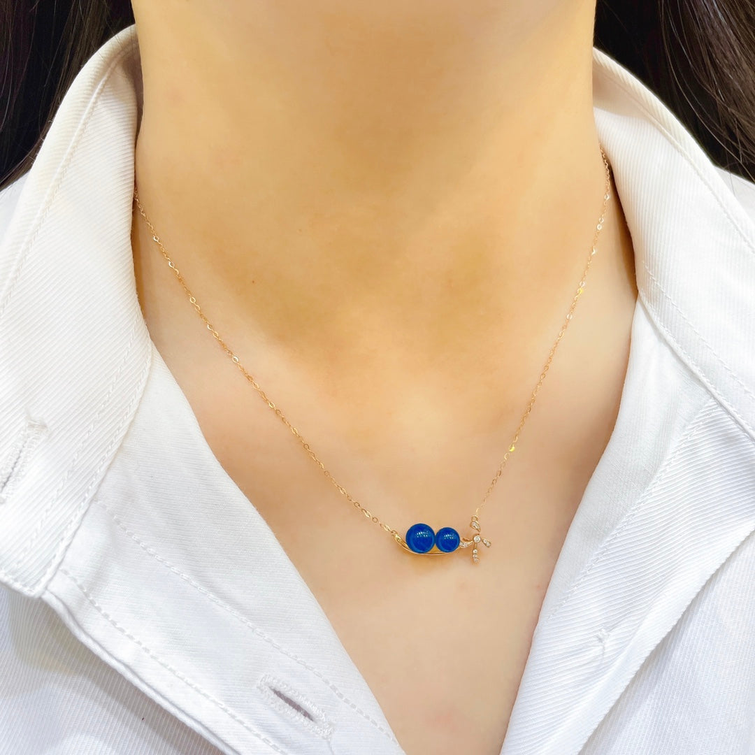 قلادة من الكهرمان الأزرق الدومينيكاني مرصعة بالذهب عيار 18 قيراط - مجوهرات ذات شغف لا ينضب