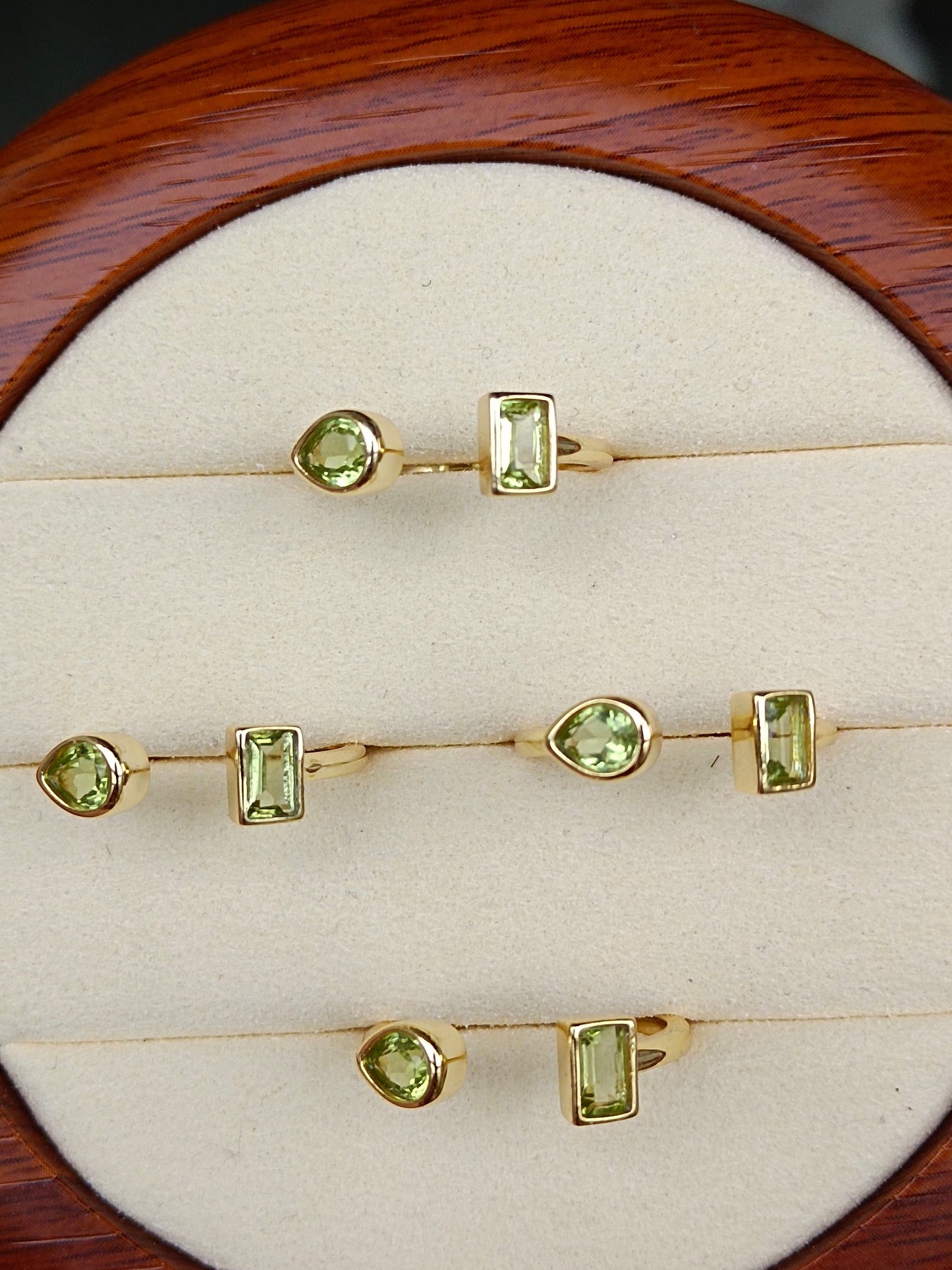 Peridot Double Stone Ring - sommerens livlige smykker