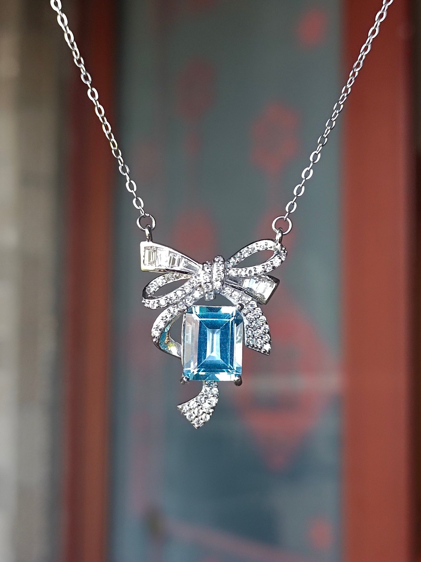 Colier luxos cu papion cu topaz natural în tăietură pătrată - bijuterii rafinate