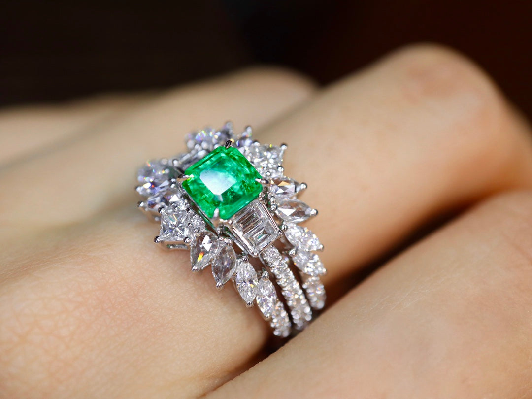 Cincin Zamrud Panjshir - Perhiasan yang Dapat Ditumpuk dengan Kilauan Bercahaya