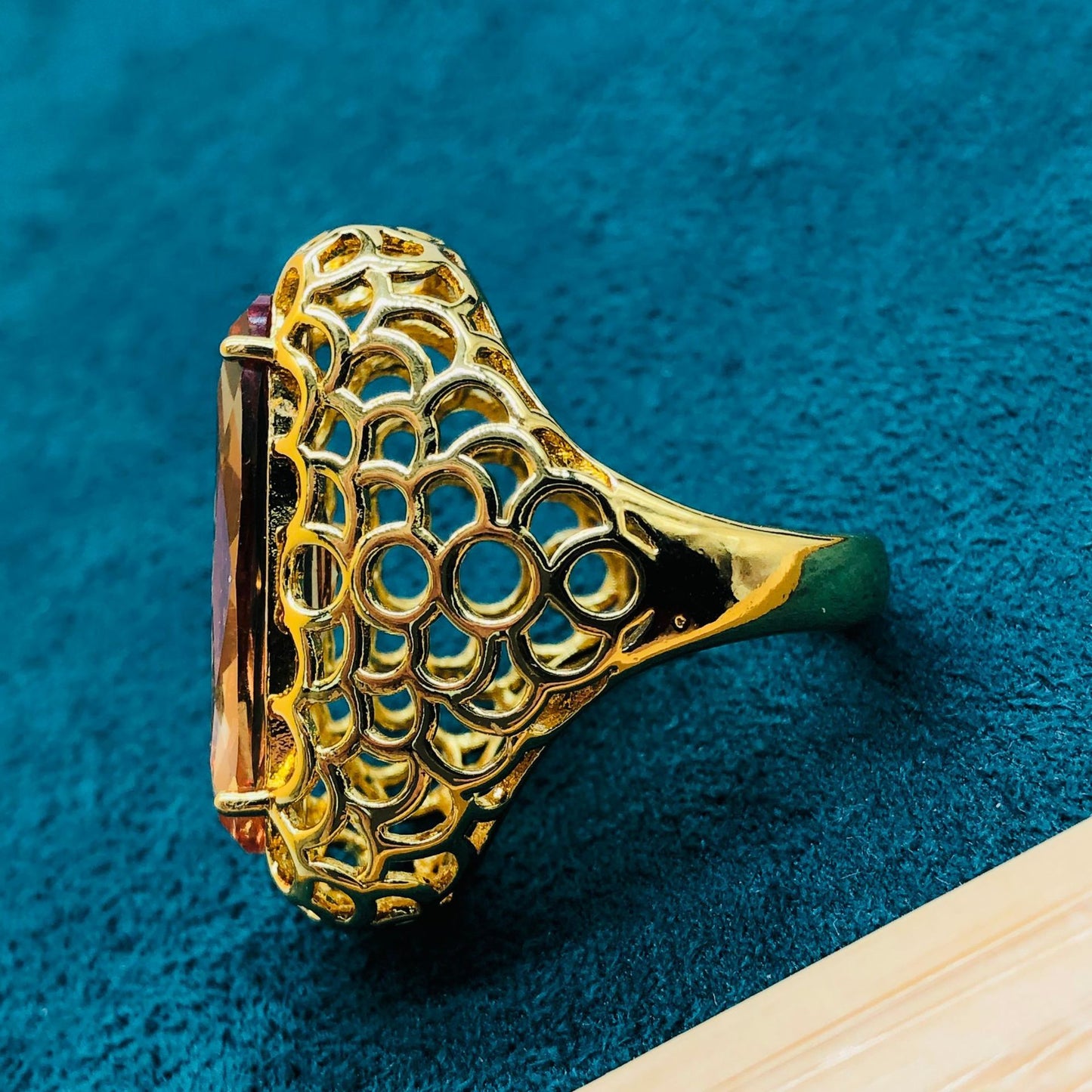 Hand Inlaid Copper-plated 18K Gold Ring For Women