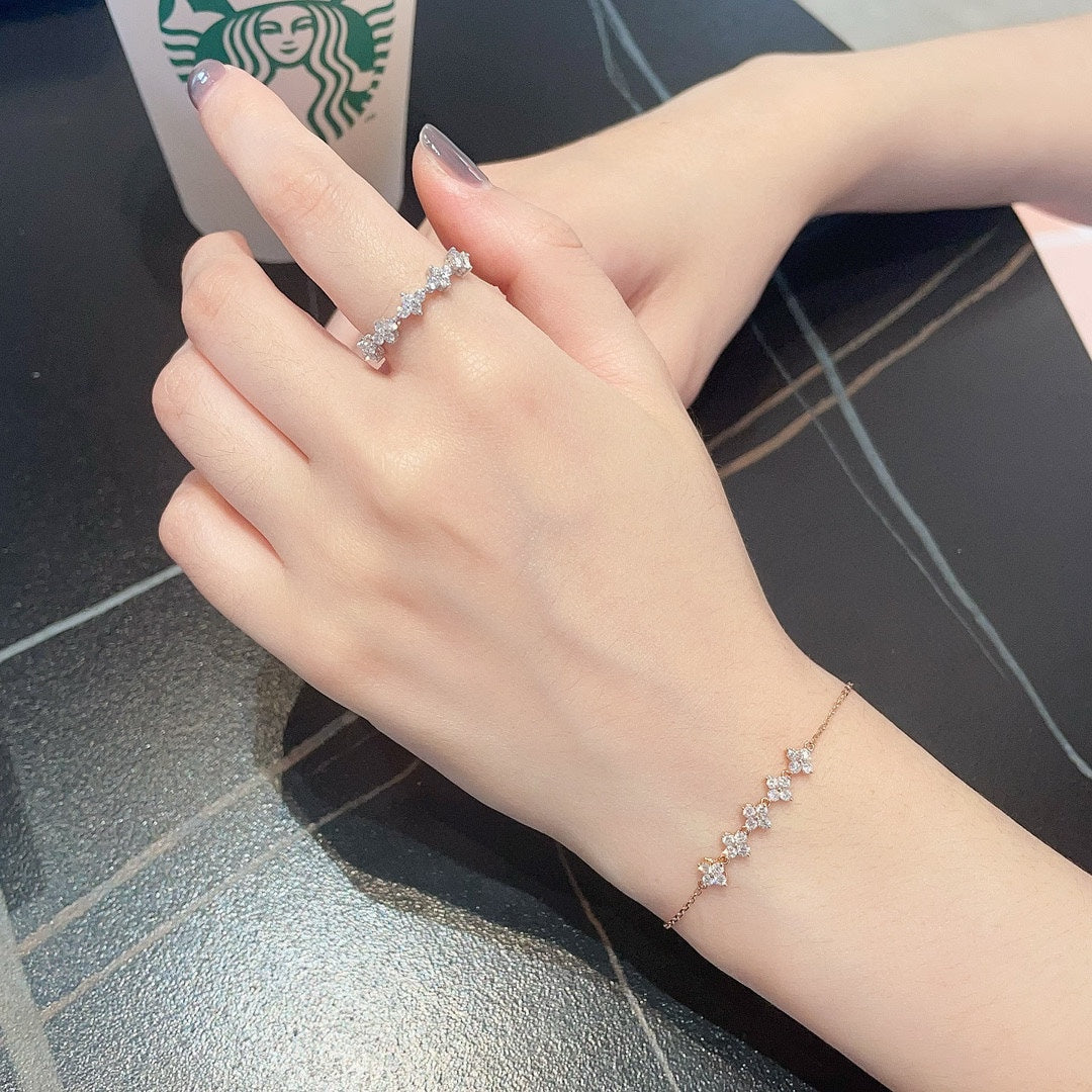Gelang Berlian Setengah Lingkaran Berbudaya 18K - LGSL027