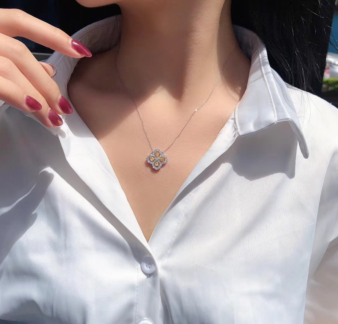 Diamond Four-Leaf Clover Pendant Jewelry - Wholesale Offer - Yellow Diamond Pendant