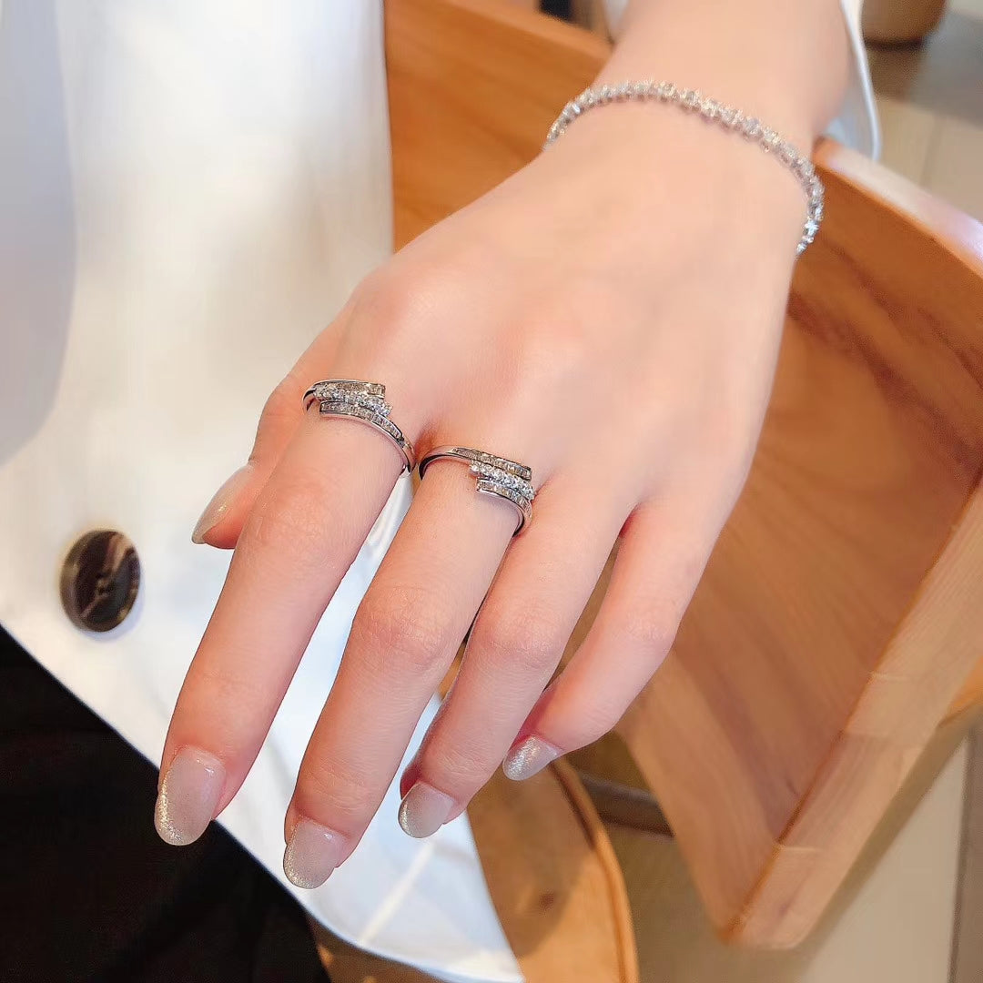 Elegant Long Bar Round T Ring - Fine Jewelry Piece - White Diamond Ring