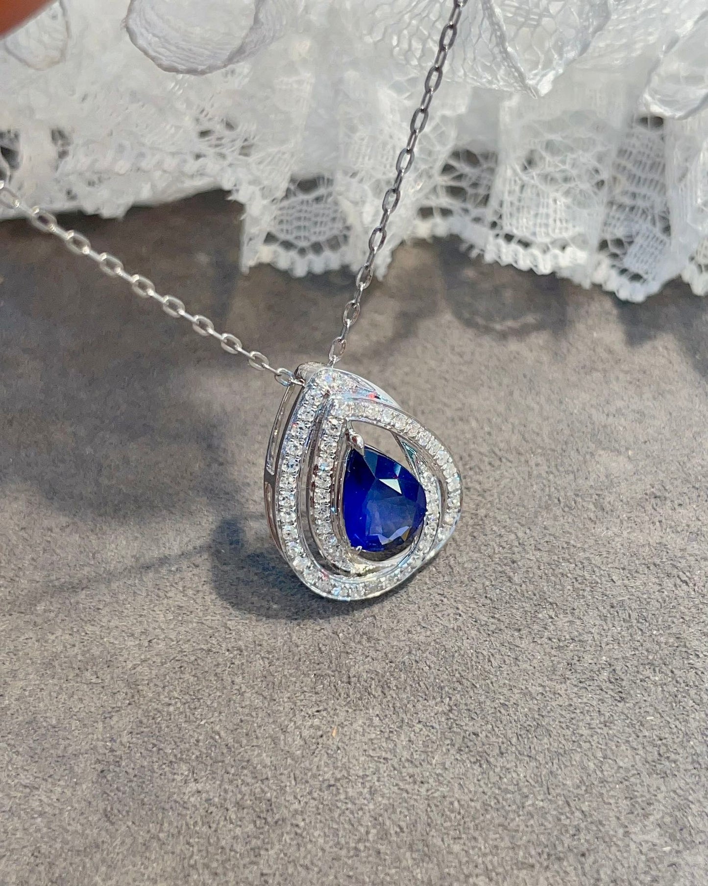 Elegant Royal Blue Sapphire Pendant - A Must-Have Jewelry Piece Jeweler.Jewelry
