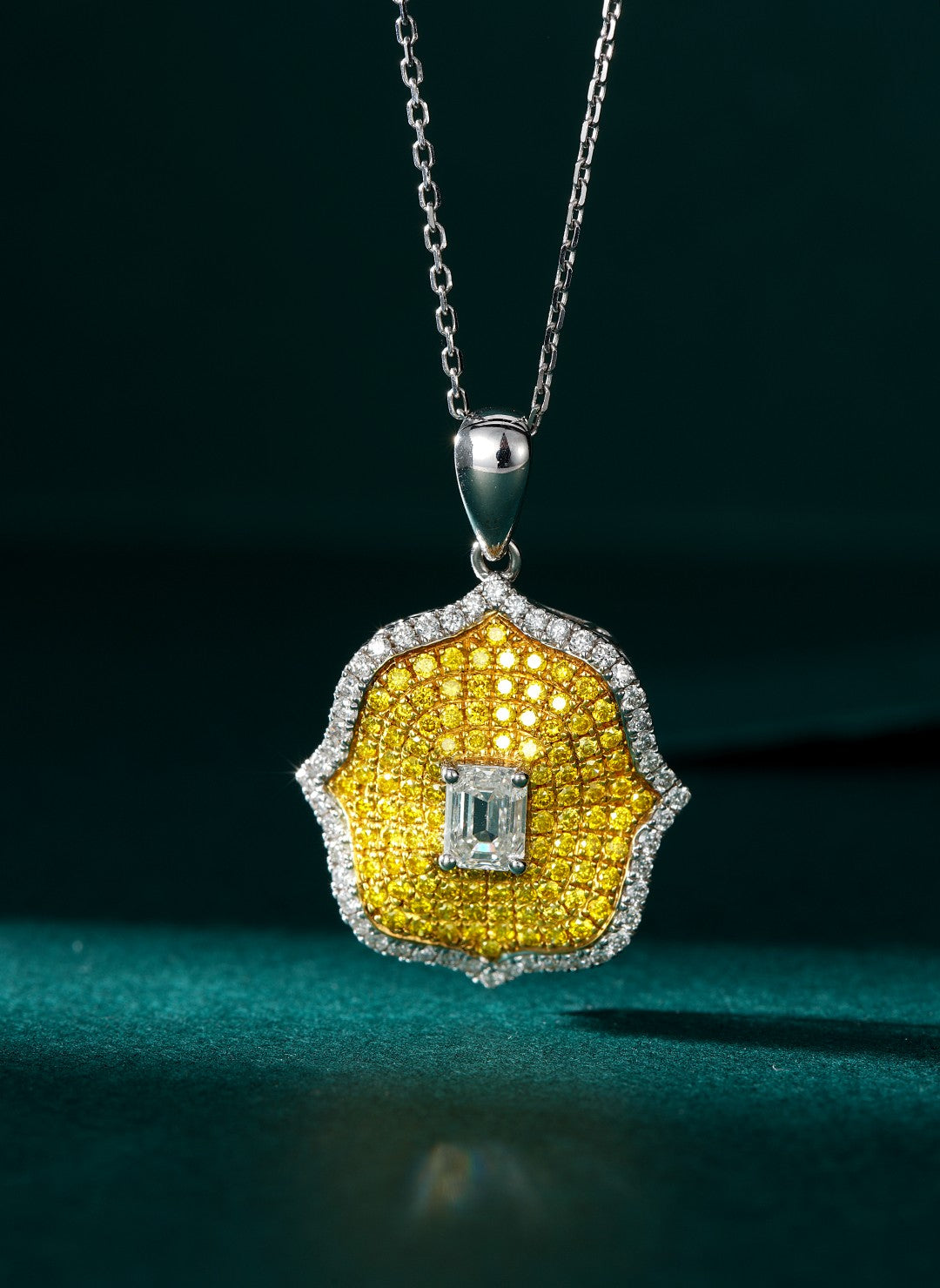 Emerald and Yellow Diamond Pendant - Exquisite Jewelry Piece - Yellow Diamond Pendant