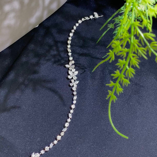 Enchanting Four-Leaf Clover Flower Bracelet - Premium Jewelry - White Diamond Bracelet