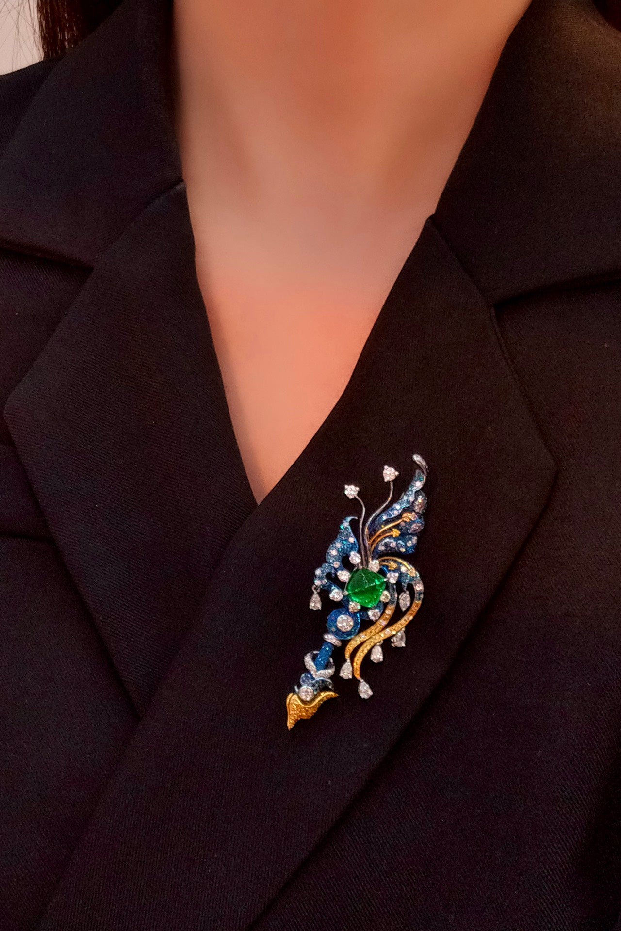 Exquisite 18k Gold Embedded Emerald Butterfly Pendant-Brooch Jewelry Jeweler.Jewelry