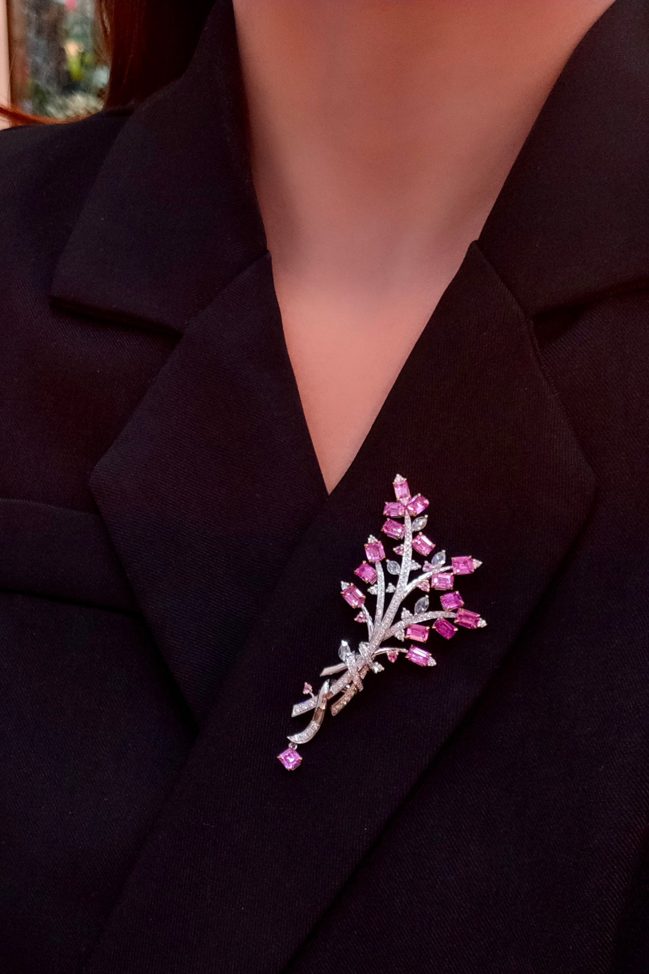 Exquisite Bouquet-Inspired Brooch: 18k Gold & Multi-Gem Jewelry Jeweler.Jewelry