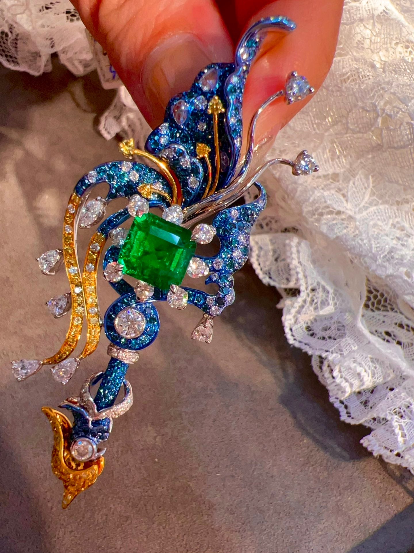Exquisite Butterfly Jewelry: Emerald and Diamond Pendant-Brooch Jeweler.Jewelry