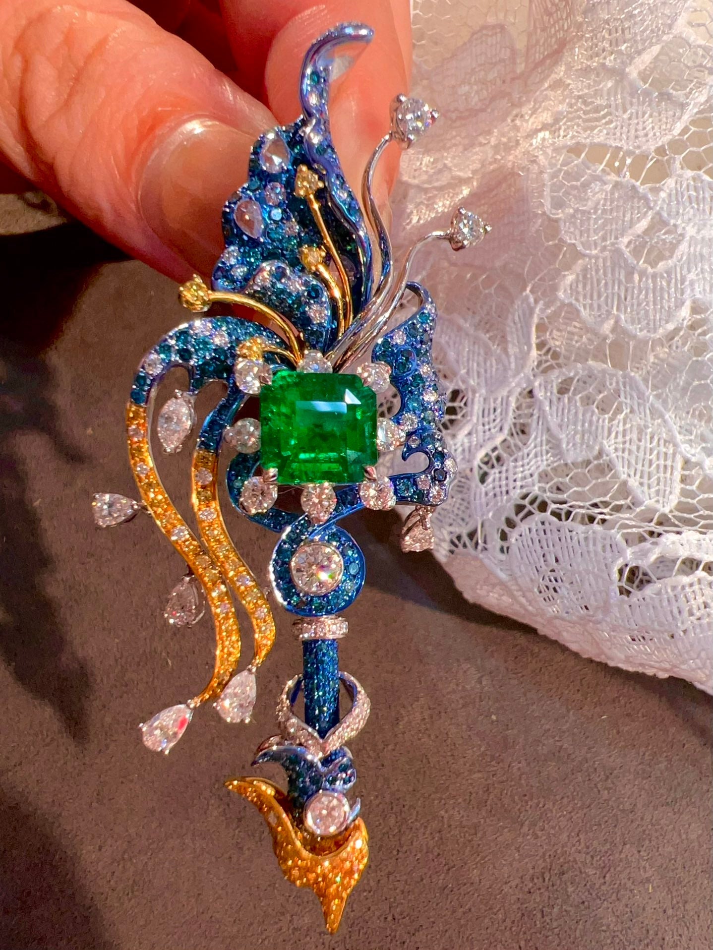 Exquisite Butterfly Jewelry: Emerald and Diamond Pendant-Brooch Jeweler.Jewelry