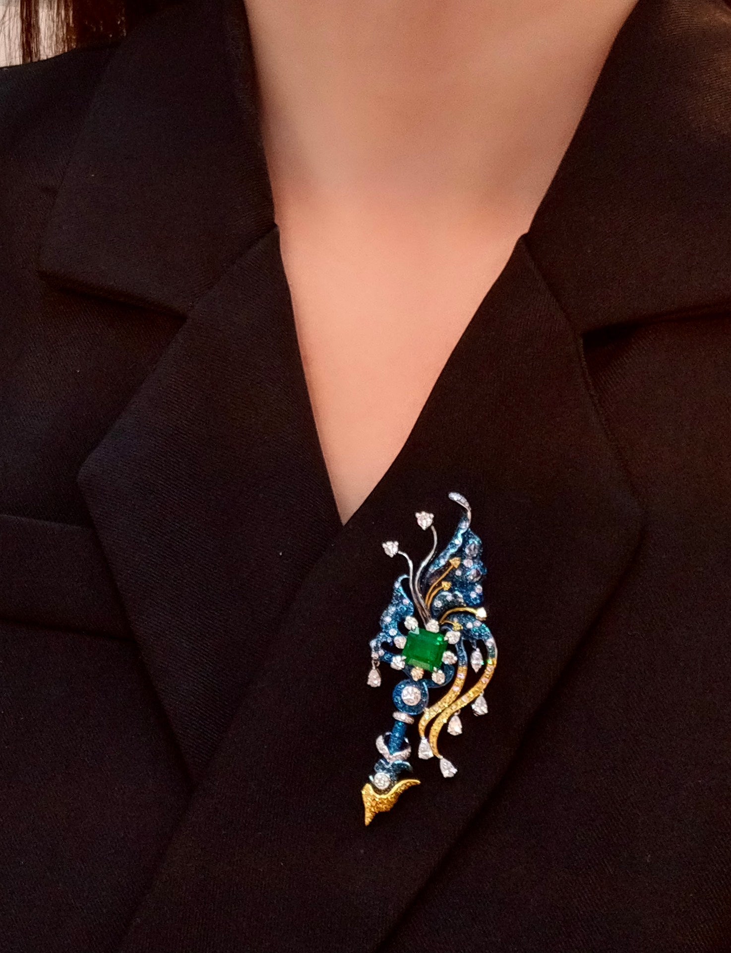 Exquisite Butterfly Jewelry: Emerald and Diamond Pendant-Brooch Jeweler.Jewelry