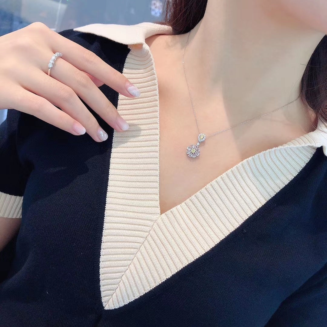 Exquisite Diamond Rose Pendant Jewelry - Wholesale Offer - Yellow Diamond Pendant