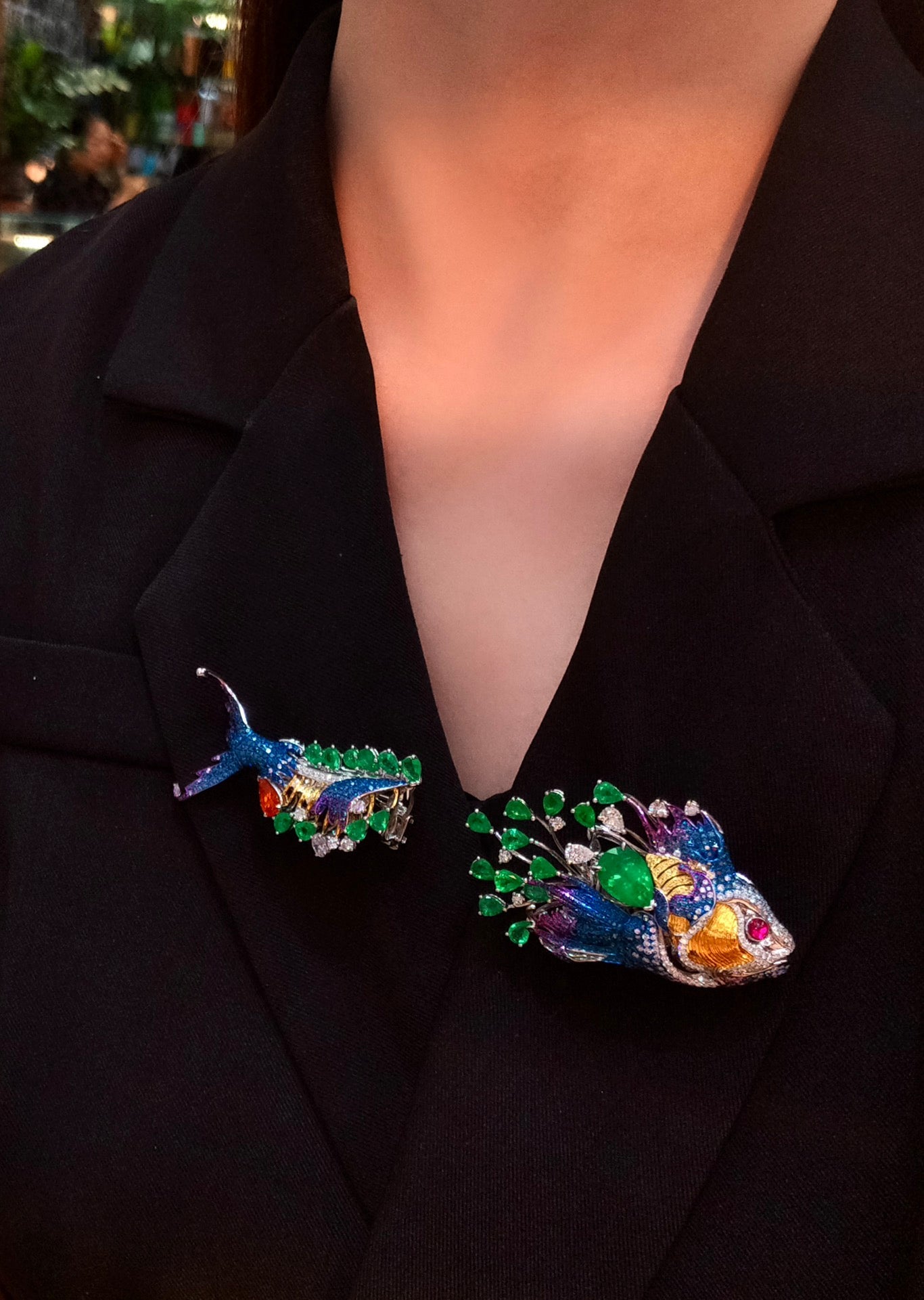 Exquisite Gold Fish Brooch/Decoration Jewelry - A Symbol of Prosperity and Good Luck Jeweler.Jewelry
