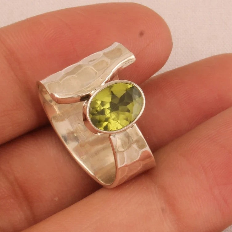Retro Cross-border Hit Hammered Green Gemstone Ring