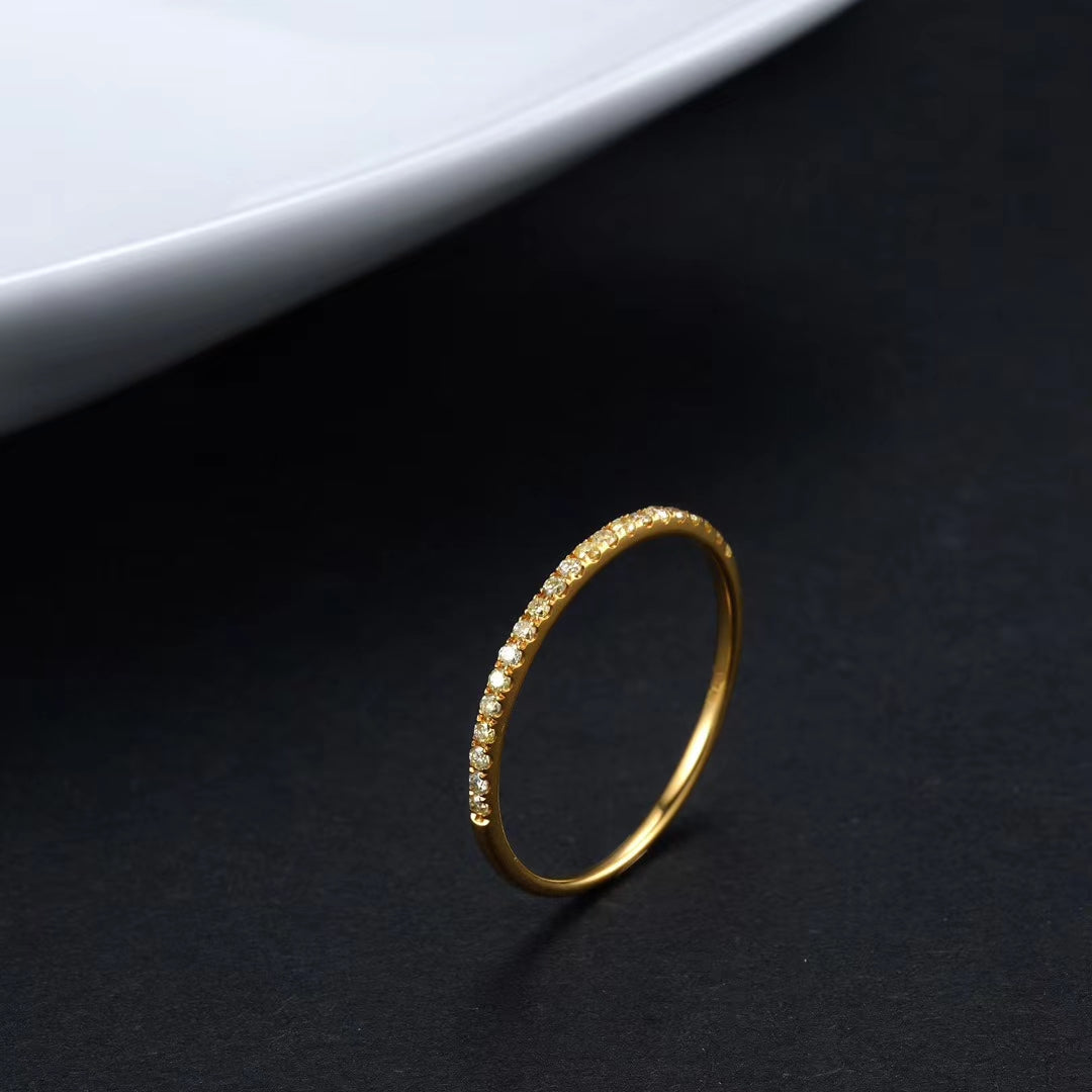 Luxurious Diamond Ring - Sparkling Jewelry Piece - Yellow Diamond Ring