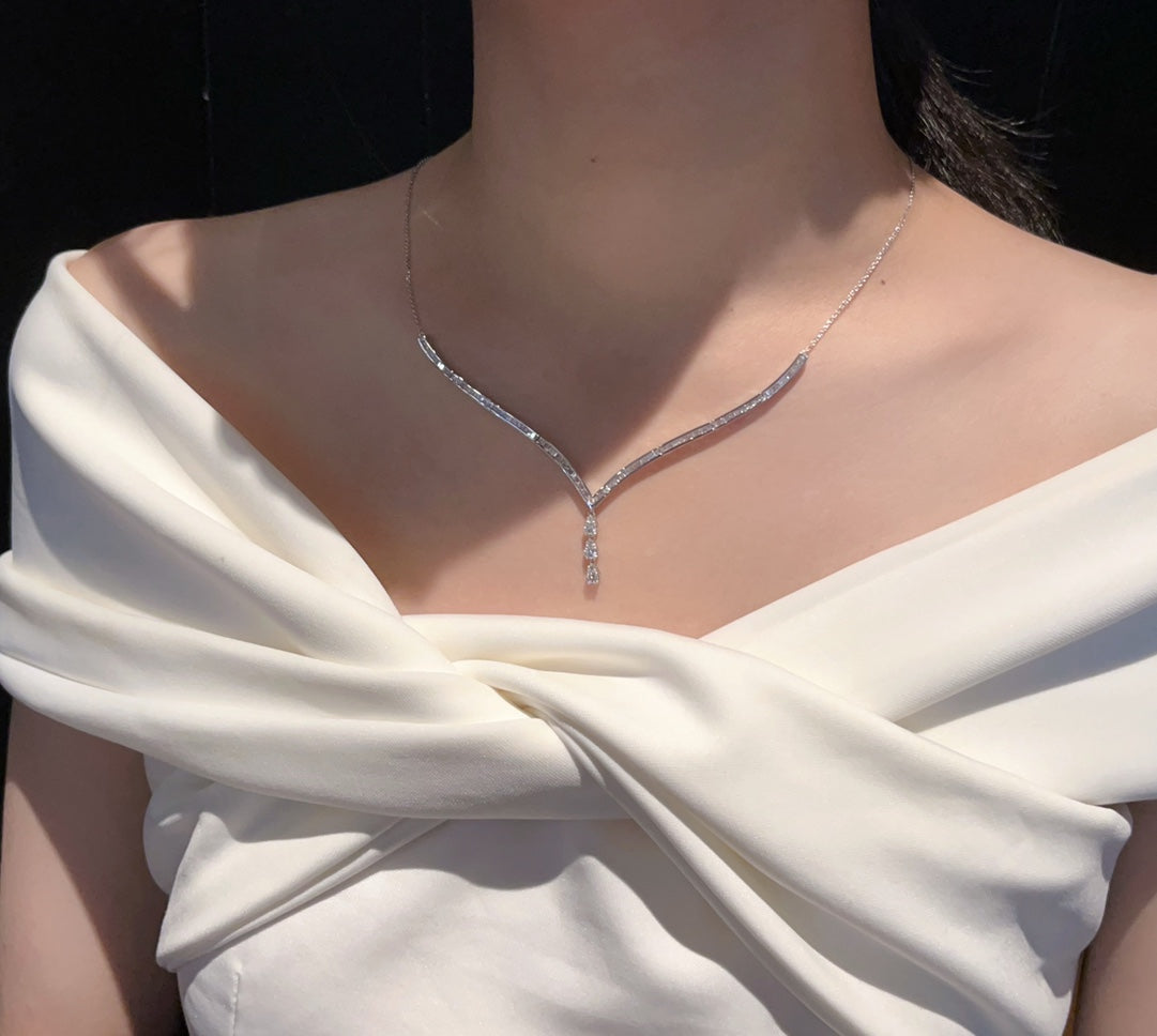 Seagull Pendant Necklace - Elegant Jewelry Piece - White Diamond Necklace