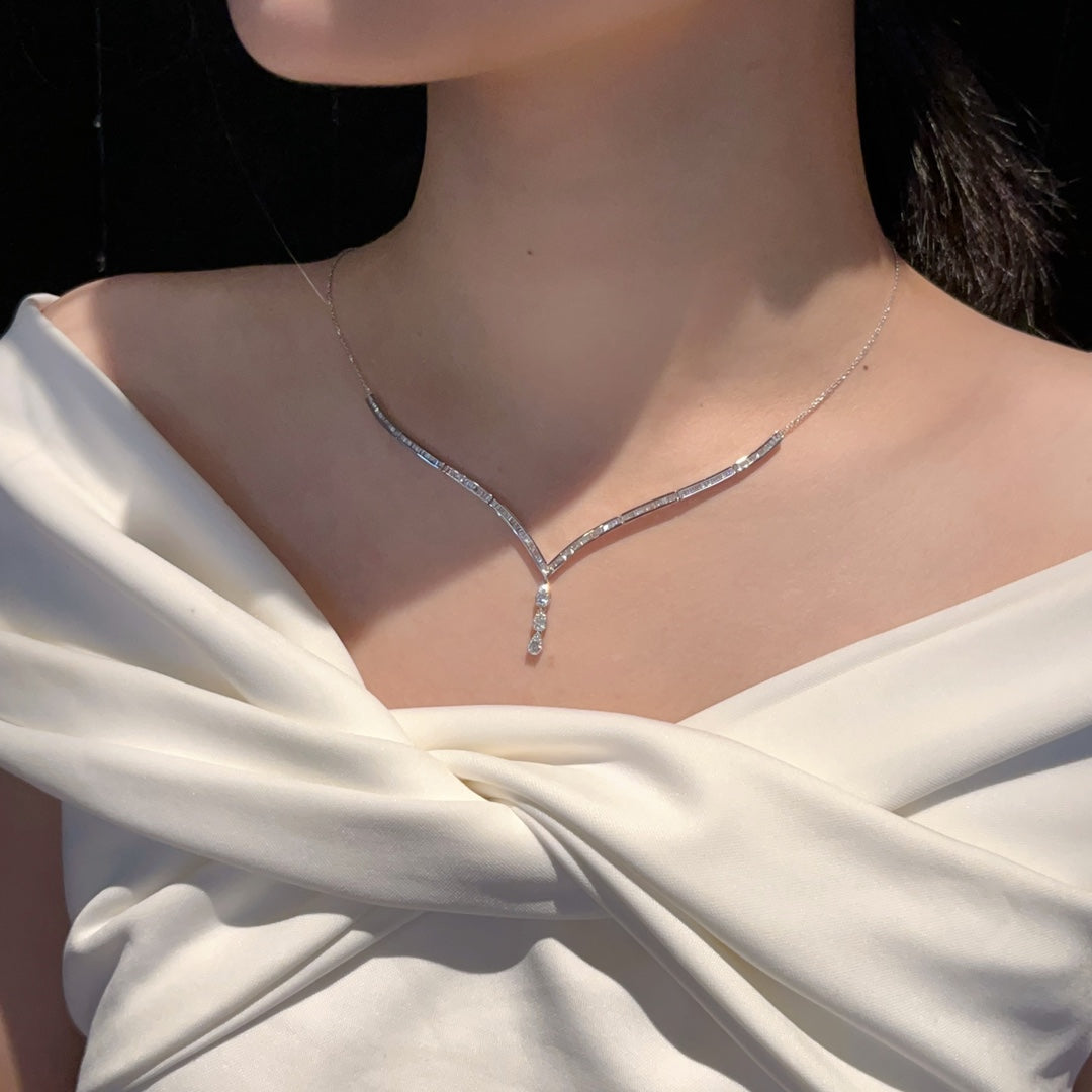 Seagull Pendant Necklace - Elegant Jewelry Piece - White Diamond Necklace