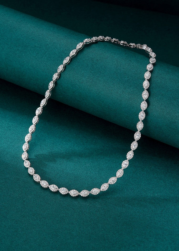 Single Marquise Cut Pendant Necklace | Exquisite Jewelry Piece - White Diamond Necklace