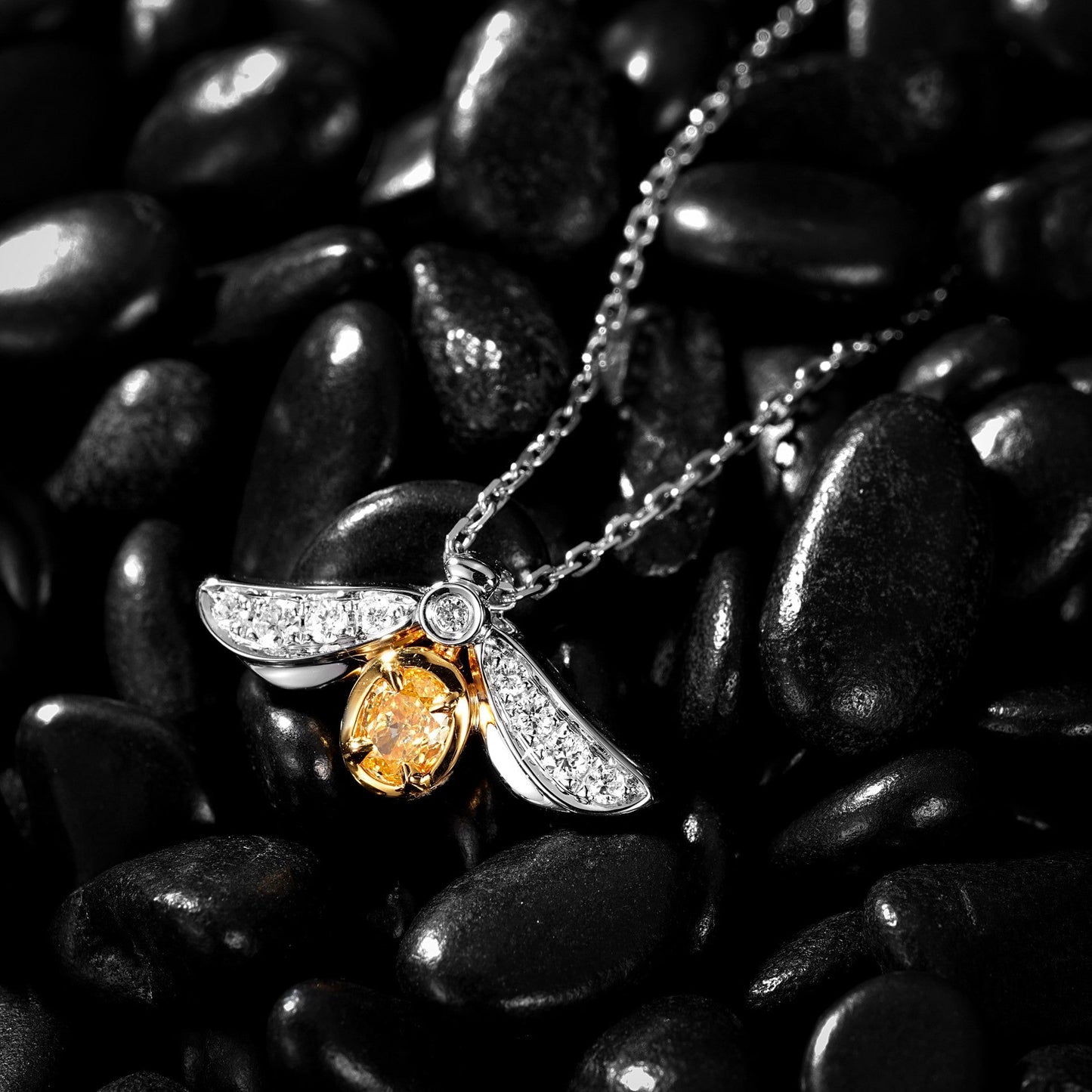 Sparkling Yellow Diamond Bee Pendant Jewelry - Yellow Diamond Pendant